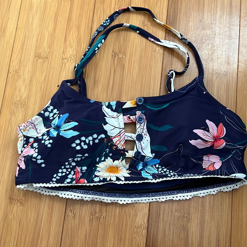 NWOT Cupshe navy floral bathingsuit—small